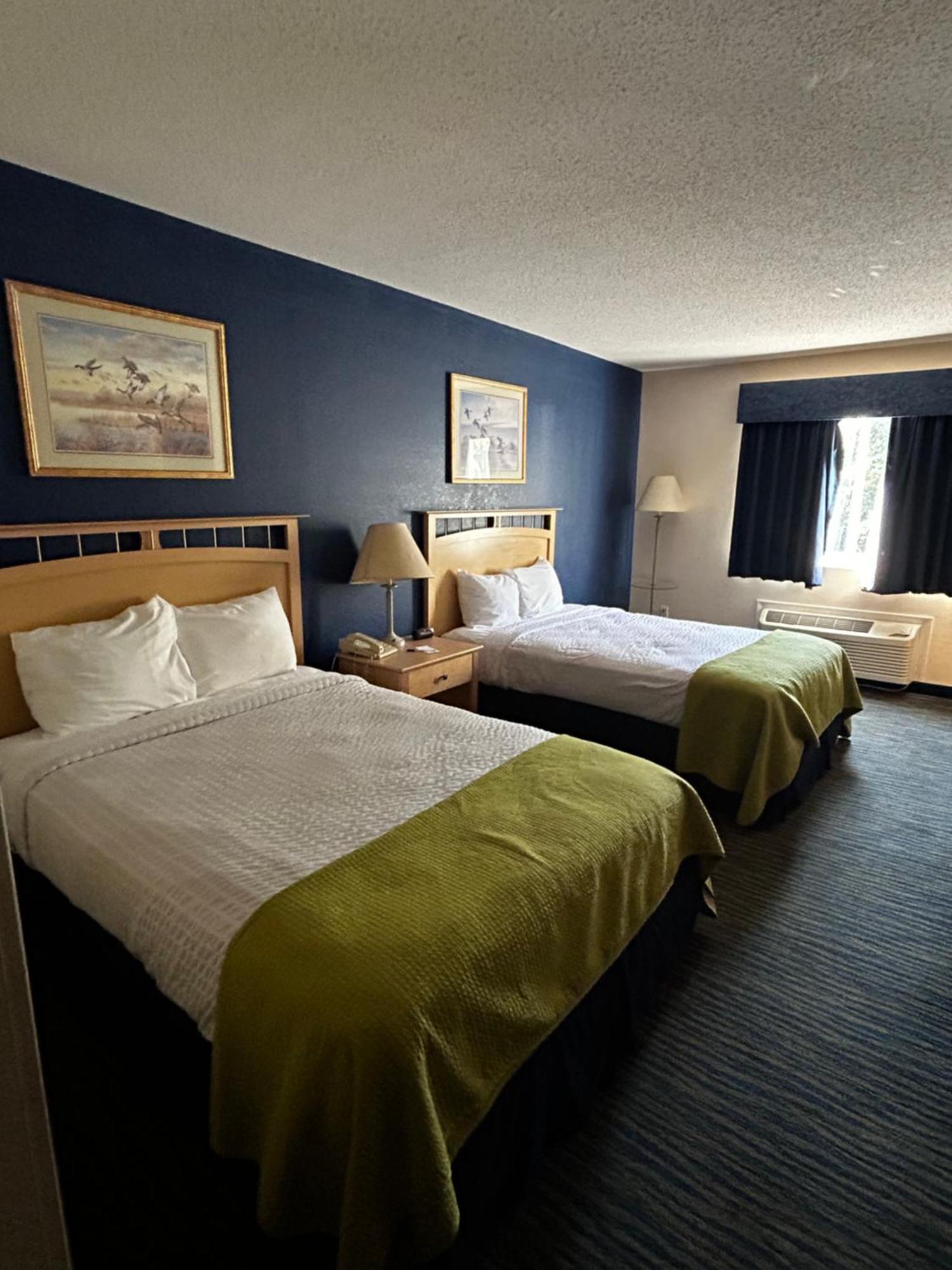 Ameristay Inn & Suites Вейверлі Екстер'єр фото